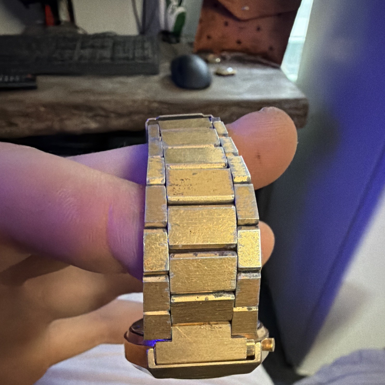 Bulova N7 Vintage Quartz Digital LCD Gold Tone Cushion Metal Bracelet Watch