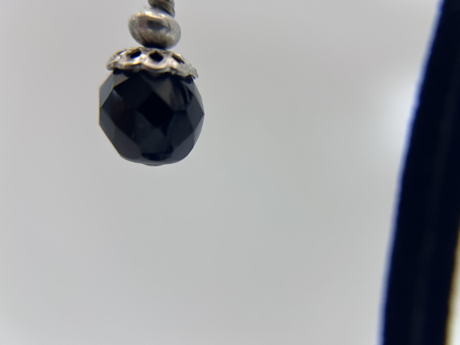 VTG Earrings Silver Tone Black Beaded Round Dangle Leverback Jewelry Fashion