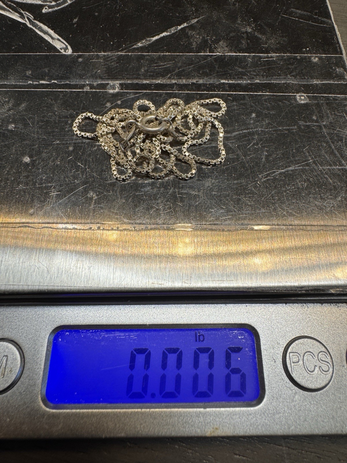Italy 925 Sterling Silver Box Chain Necklace 18” 2.7g Lobster Clasp Fine