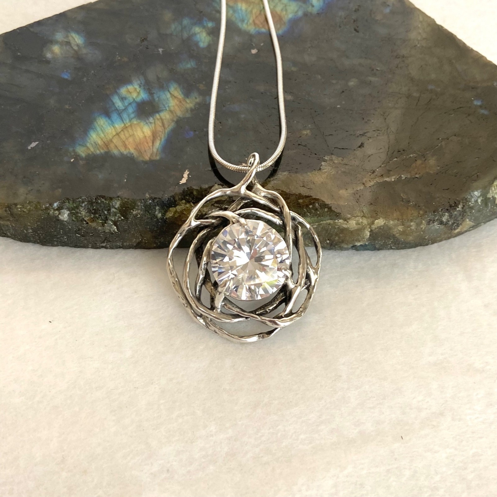 Sterling Silver 925 PZ Israel Large Round Modernist Pendant Necklace 18″
