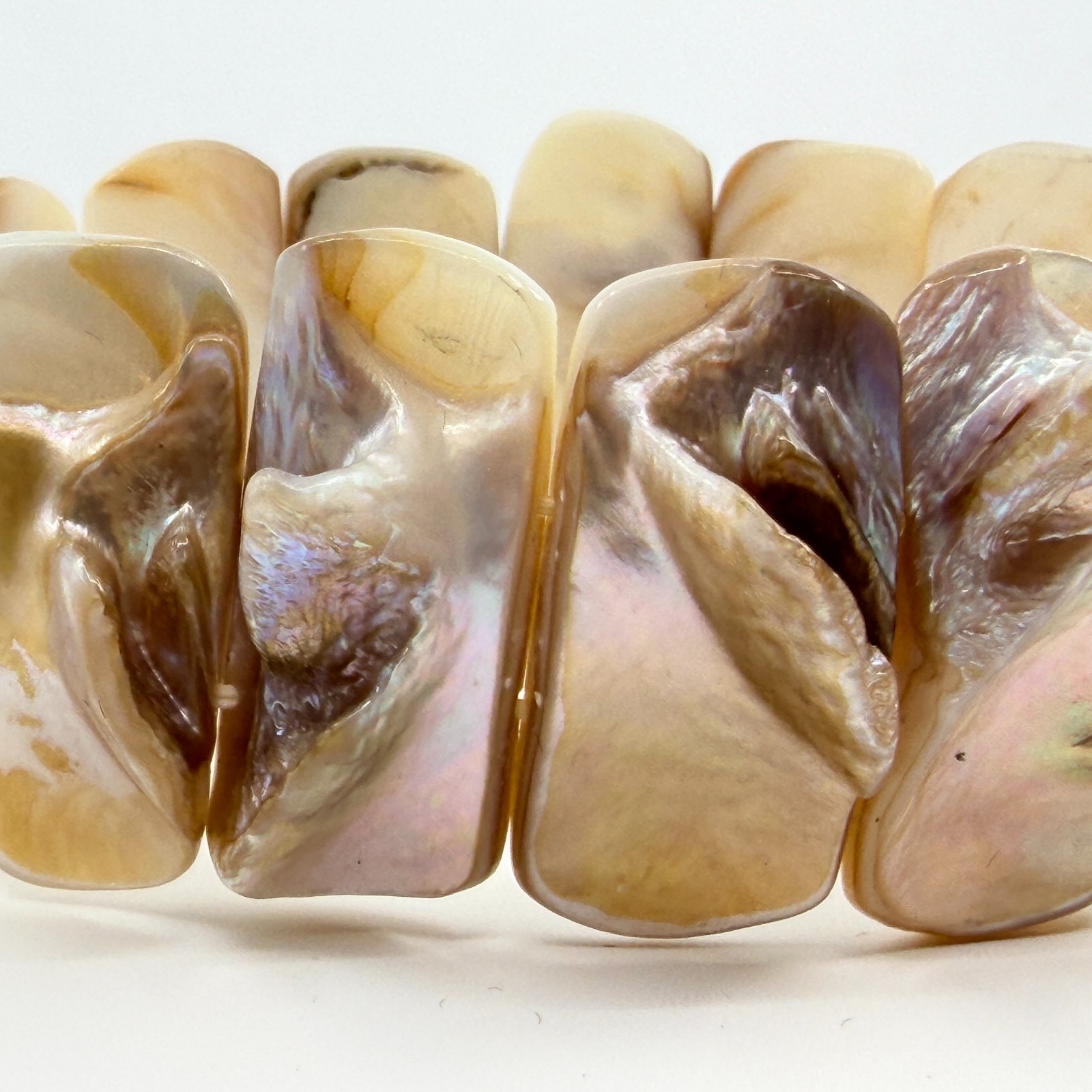 Vintage Mother of Pearl Shell Statement Bracelet Iridescent Coastal Chic Stretch