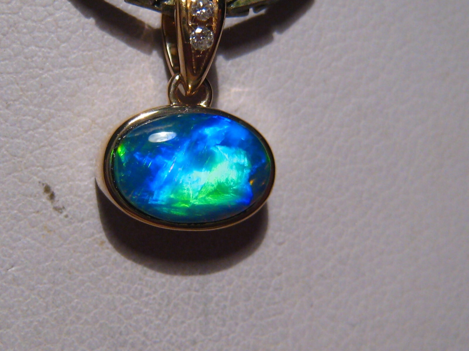 .90 ct. Gem Opal & Diamond Pendant , Solid 18 k Yellow Gold
