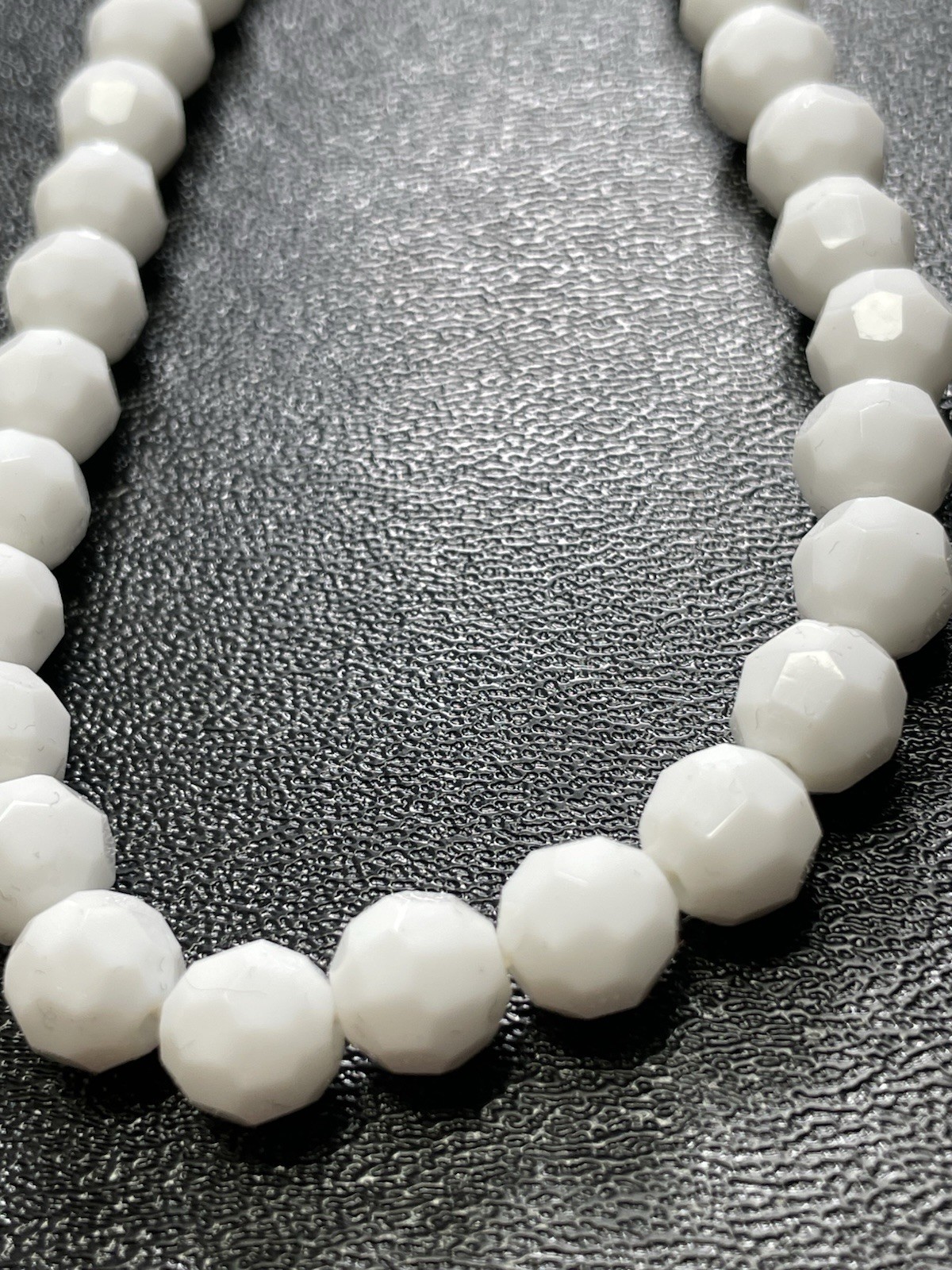 Vintage 22” White Heavy Faceted Glass Beaded Necklace Gold Tone Push Lock Clasp
