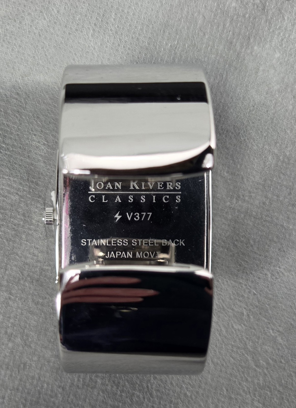 JOAN RIVERS Classic Collection PURPLE Quartz CUFF Silvertone WATCH #V377