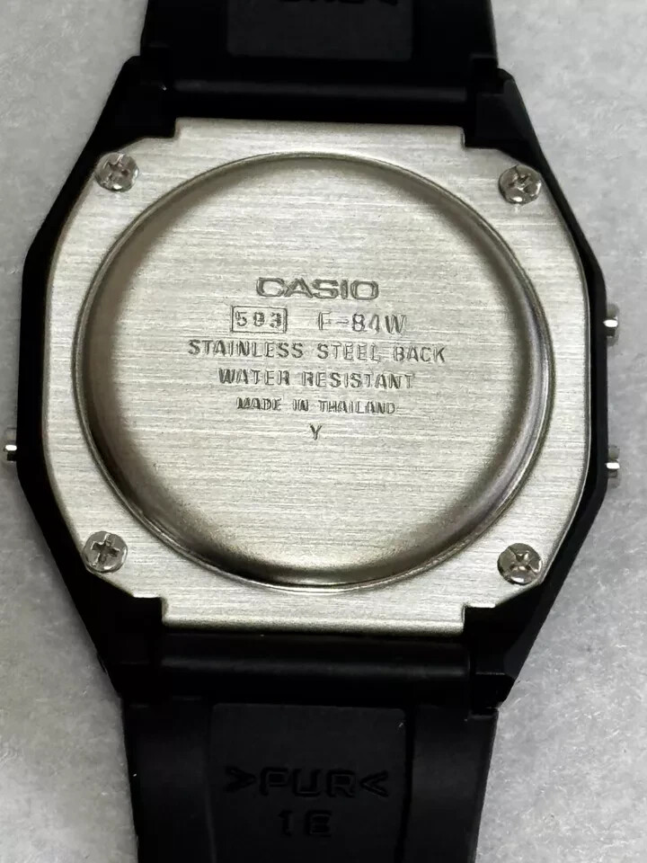 Casio Classic F-84W-1QJH Black Light Men’s Standard Digital Wristwatch Japan🔥