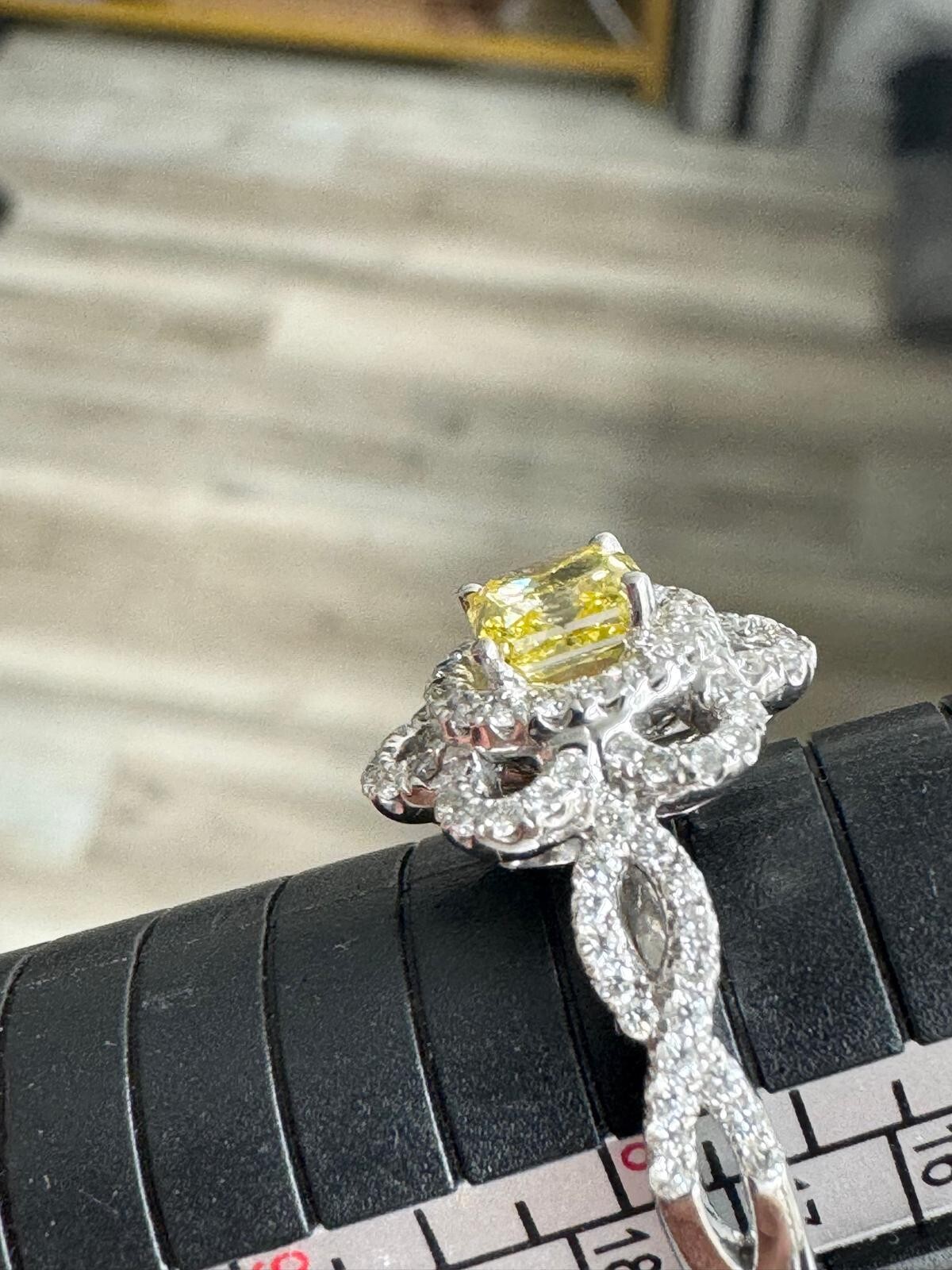 Natural 1.95Ct Vivid Yellow & White Diamond Ring 18K White Gold VS1