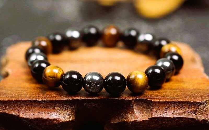 Triple Protection Unisex Bracelet- Obsidian, Tiger’s eye, Hematite, good energy