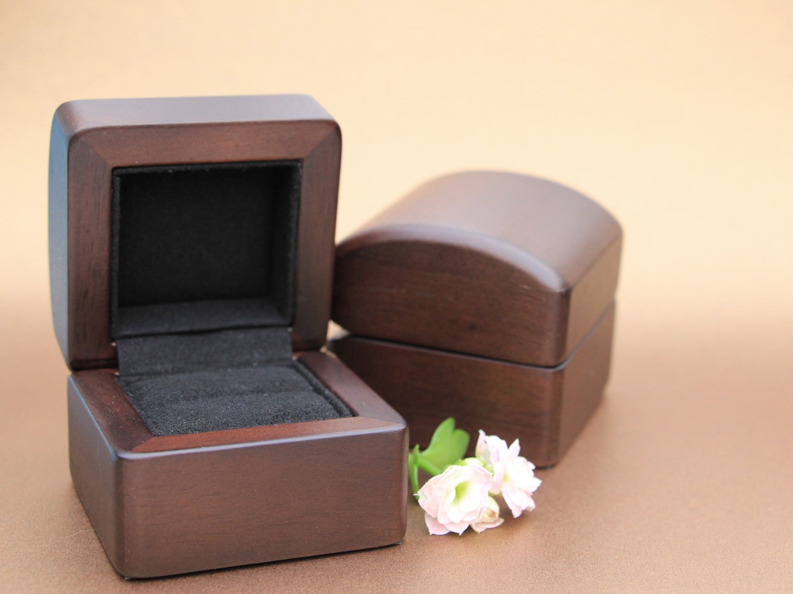 Luxury Walnut Wood Ring Box