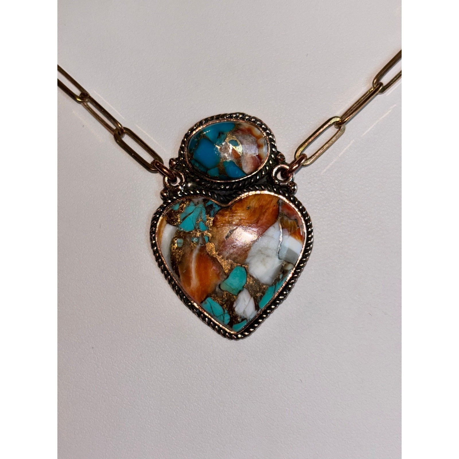 Mohave Turquoise Spiny Oyster in Copper w Paper Clip Chain