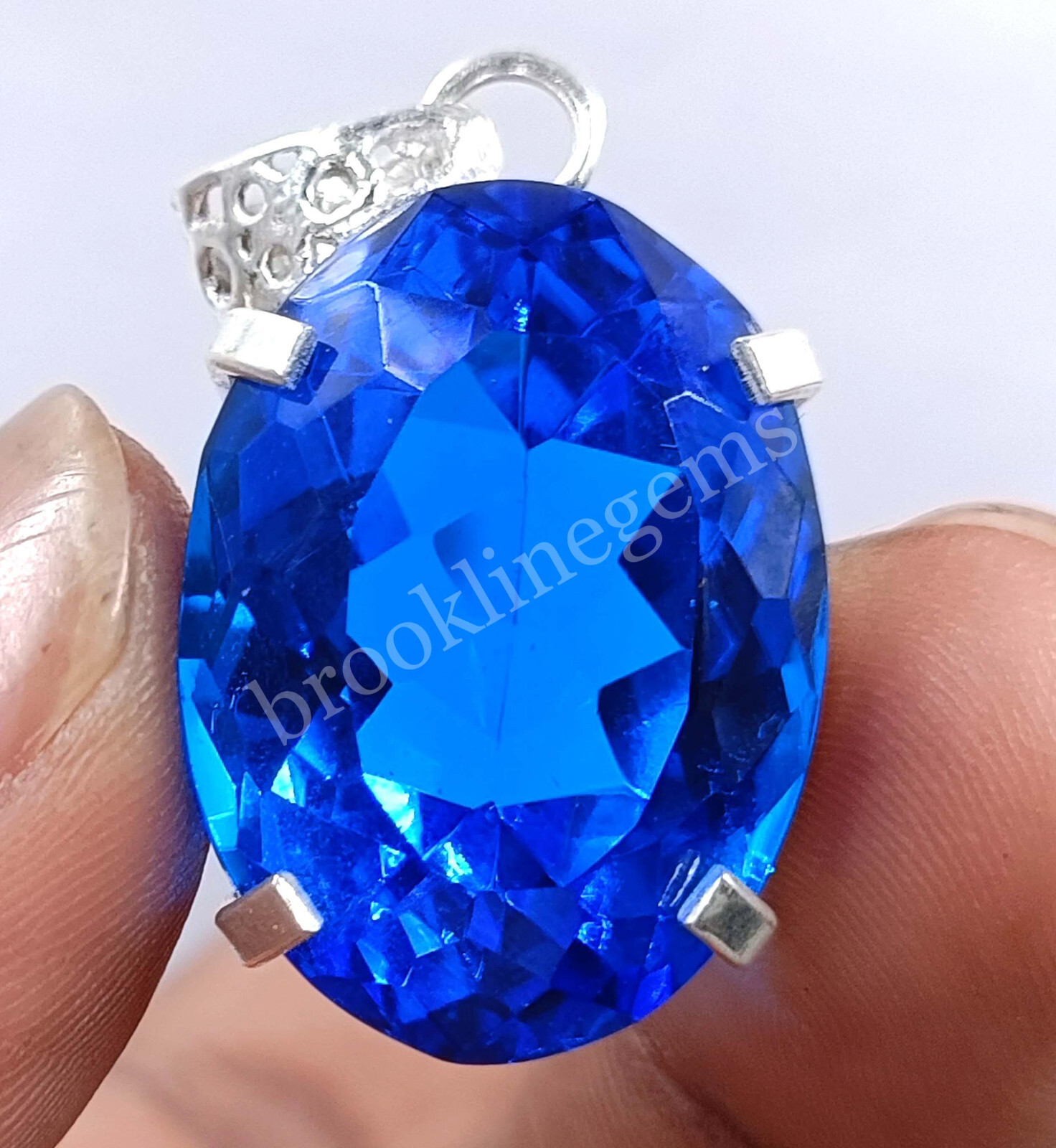 56 CT Oval Cut Natural Blue Sapphire EGL Pendant 925 Free Silver Chain 6LGL