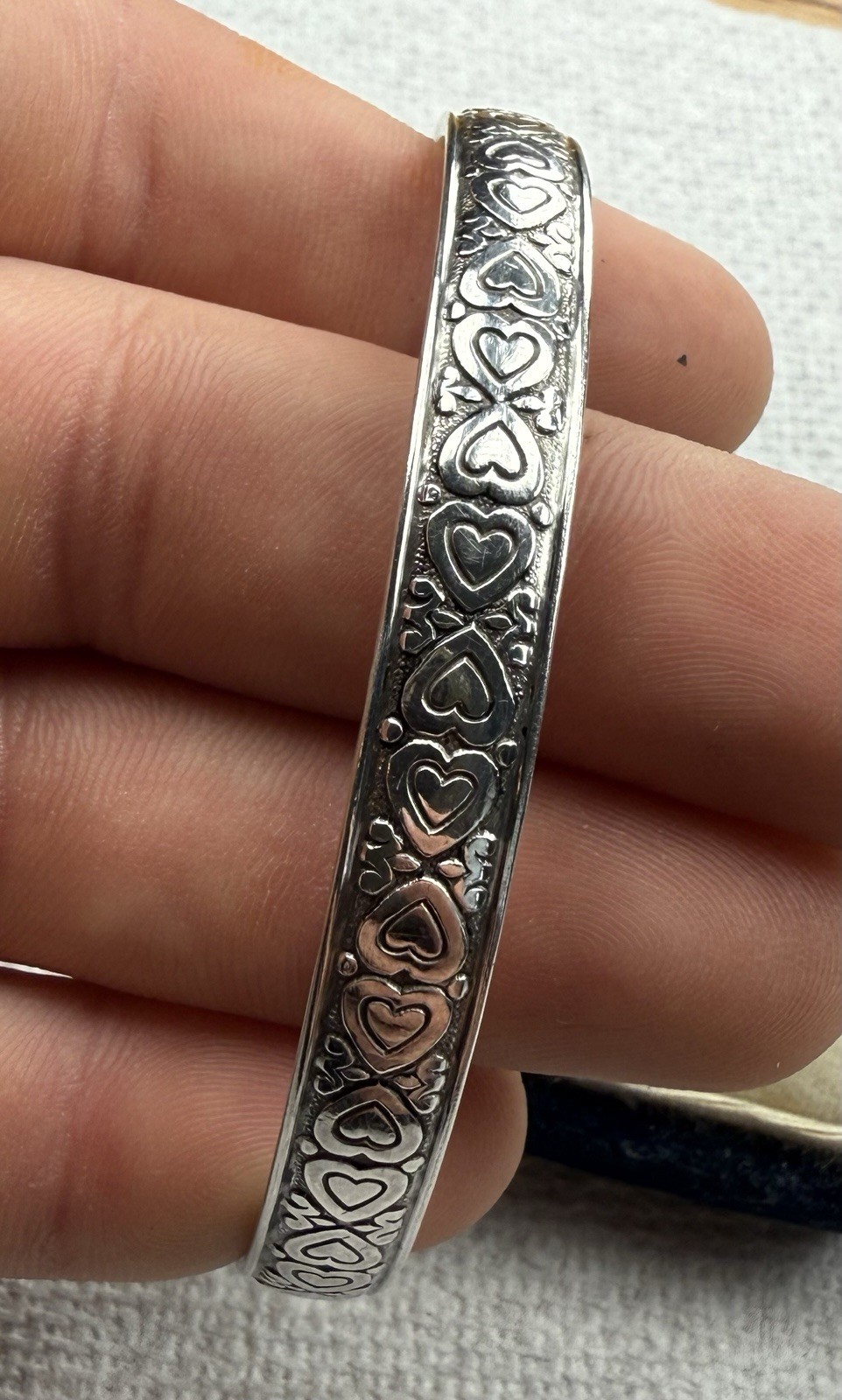 Sterling silver heart bracelet Bangle 8.8grams