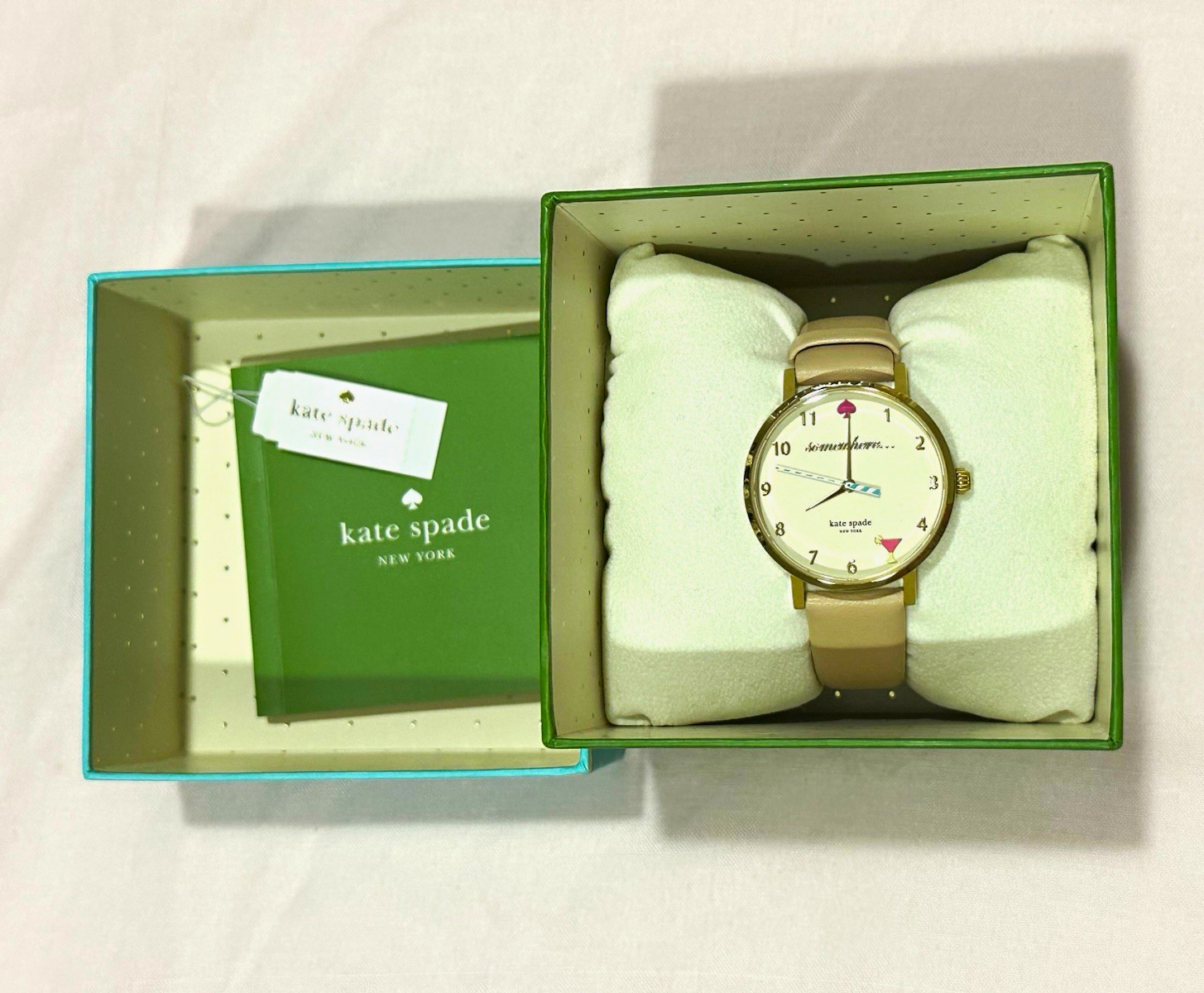 Pre-own – Kate spade new yorkColorfully Quartz Gold 34mm Beige Leather w/ Box
