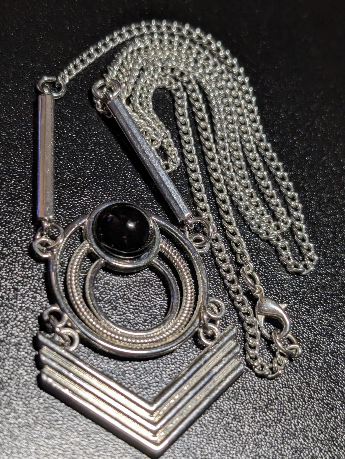 Vintage Art Deco Geometric Chevron Pendant Necklace Silver Tone Black Onyx Style