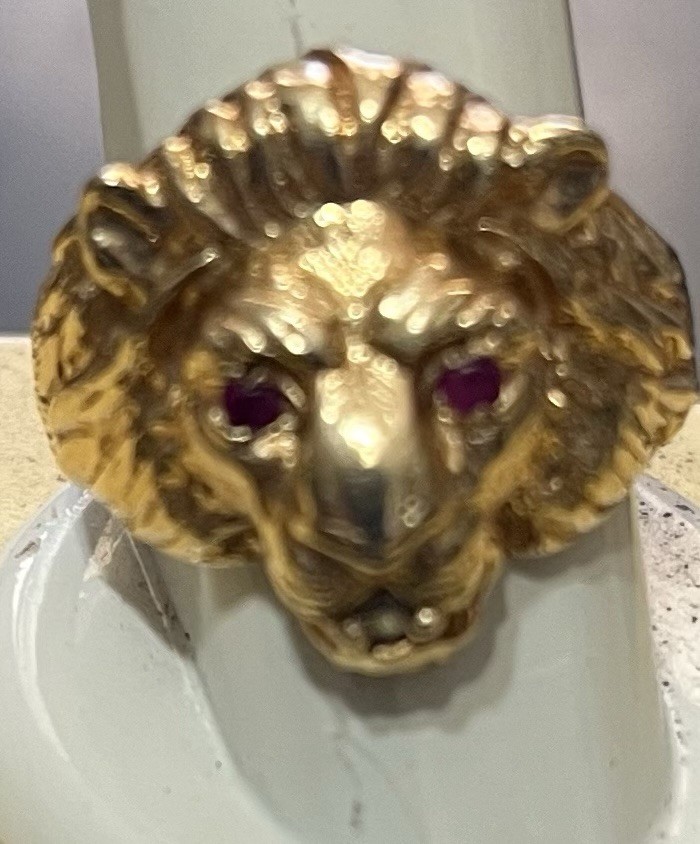 10k Solid Gold Man Ruby Eyes Diamond On The Mouth Size 9 Or 19mm Excellent C.