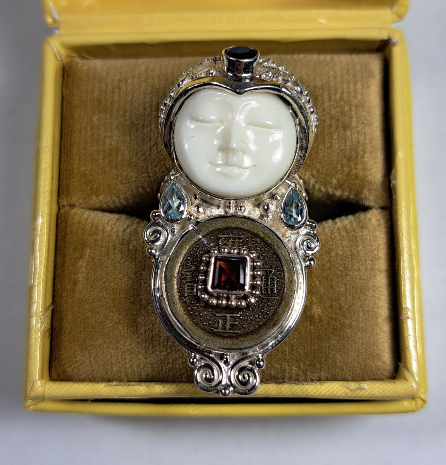SAJEN Sterling Silver Carved Face Coin Garnet Blue Topaz RIng 8 9 10 11