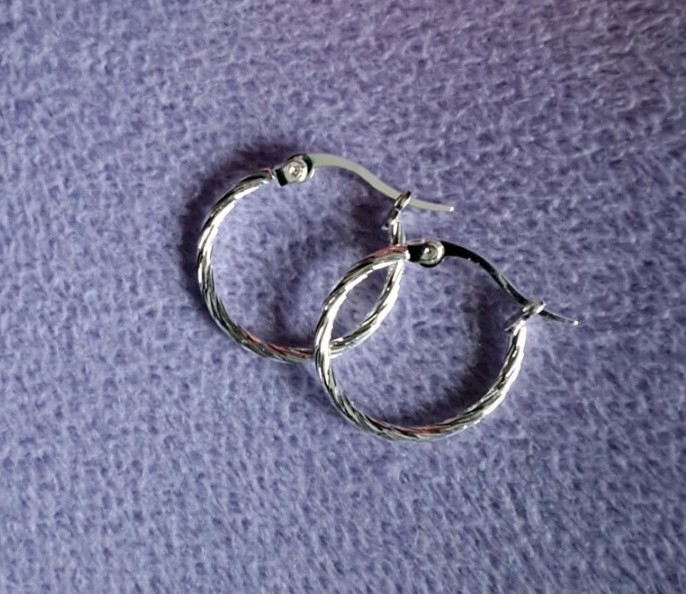 925 Sterling Silver Hops New Without Tags Gift Box Included