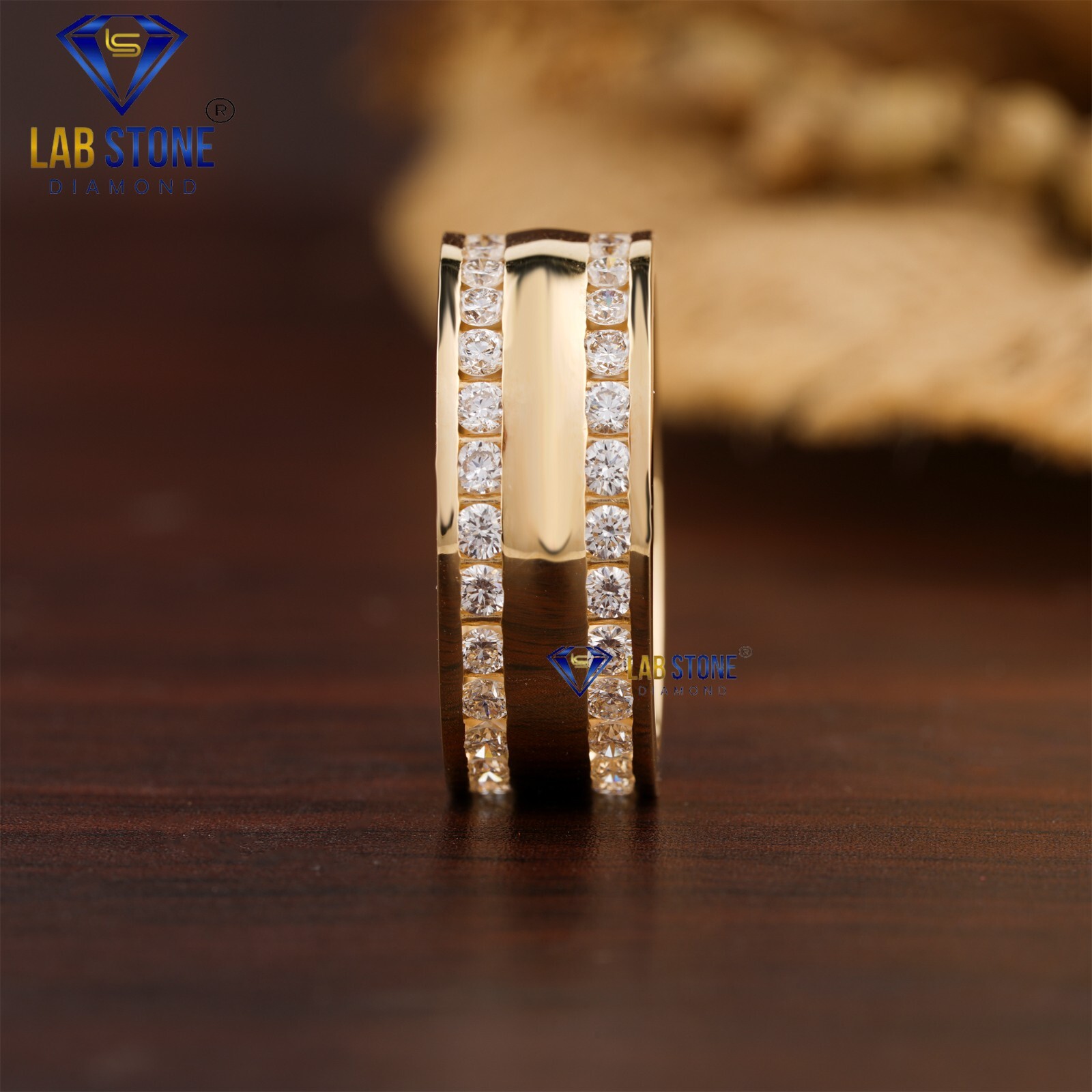 1.67 TDW Round Cut Lab-Created Diamond Yellow Gold Ring EF Color VS Clarity