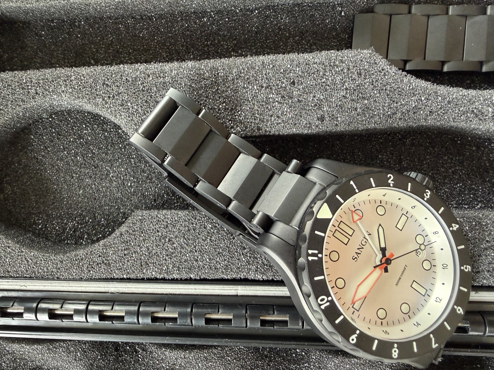 Sangin Instruments Professional Polar DLC Matte GMT
