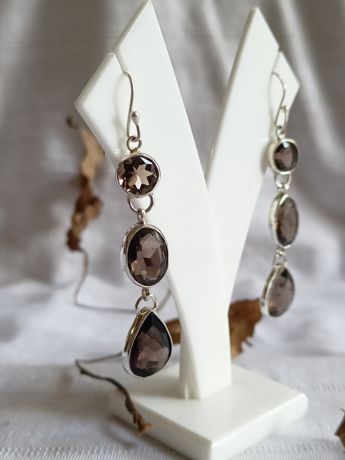 Smoky Quartz Stud Earrings: Classic Gemstone Beauty, Everyday Charm!”