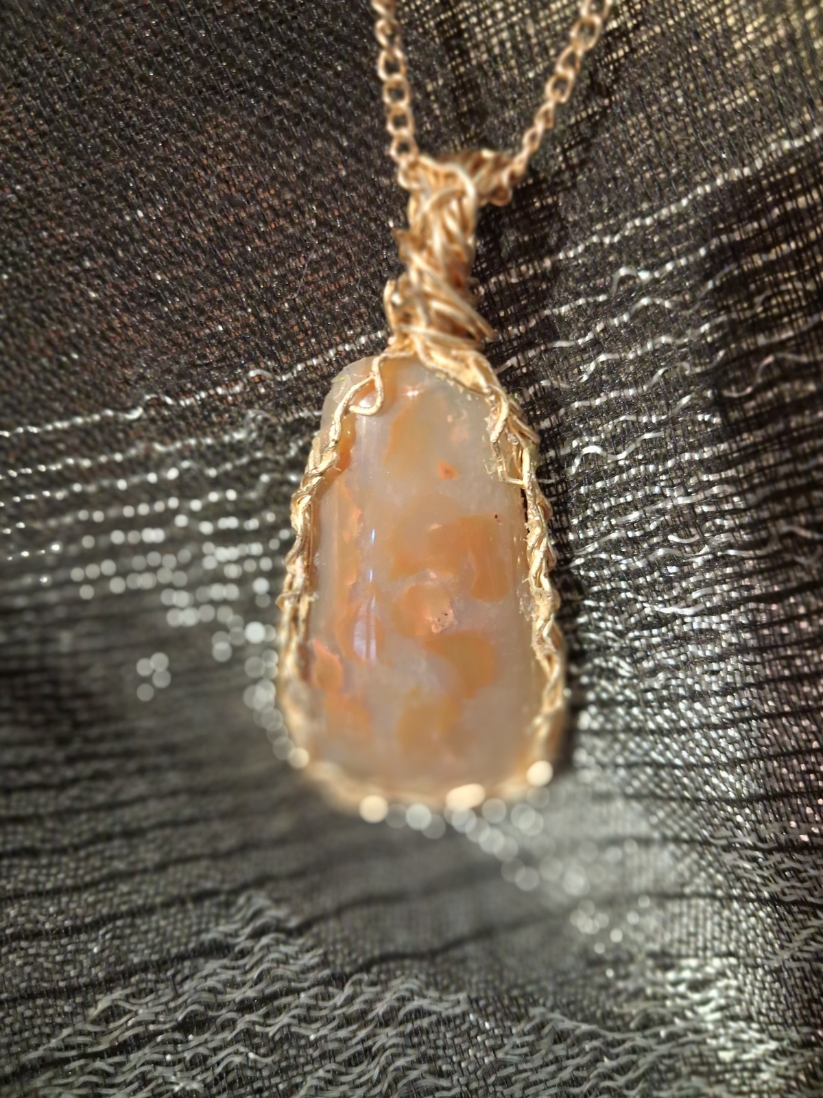 Gold Tone Cable Chain Necklace agate cabachon Wire Wrapped Pendant Boho