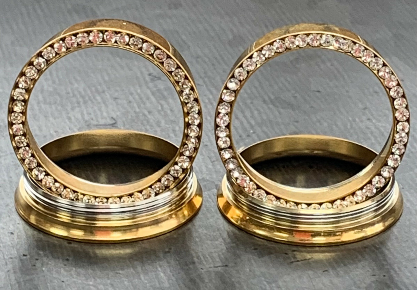 PAIR Gem Rim Gold Double Flare Tunnels Internally Threaded Plugs Earlets Gauges
