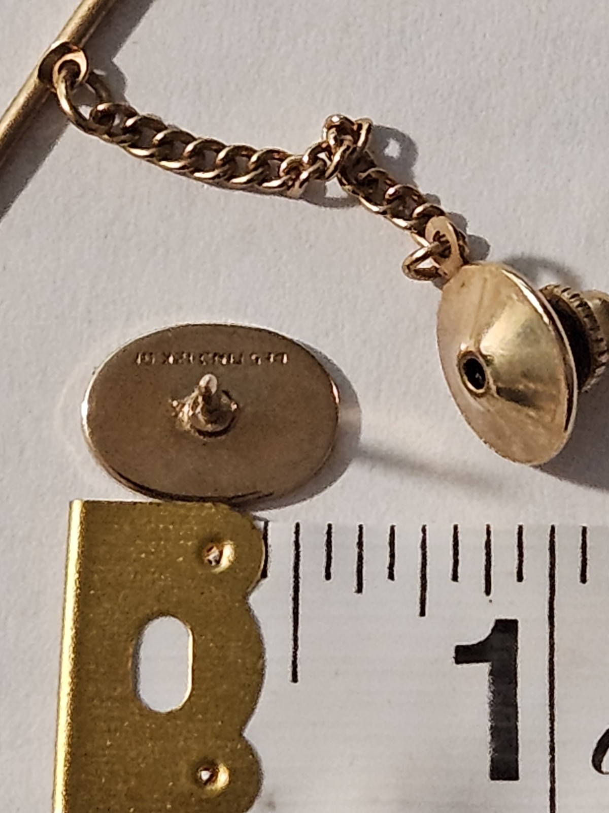 Vintage Ralph Destino 14K Gold Filled Classic Minimalist Textured Oval Tie Pin
