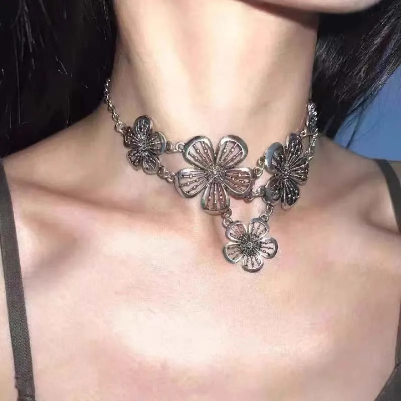 Bohemian Metal Hollow Flower Necklaces for Women Punk Hip Hop Patchwork Flowers