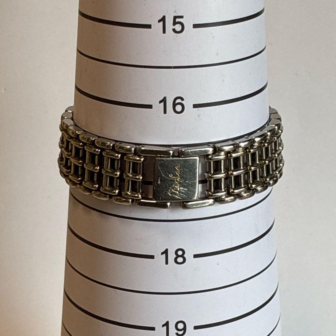Excellent condition, fully functional Seiko men’s vintage watch, glittery wh