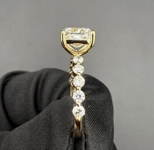2.50 Ct IGI Cushion VS1 Lab Grown Diamond Women Engagement Ring 14k Yellow Gold