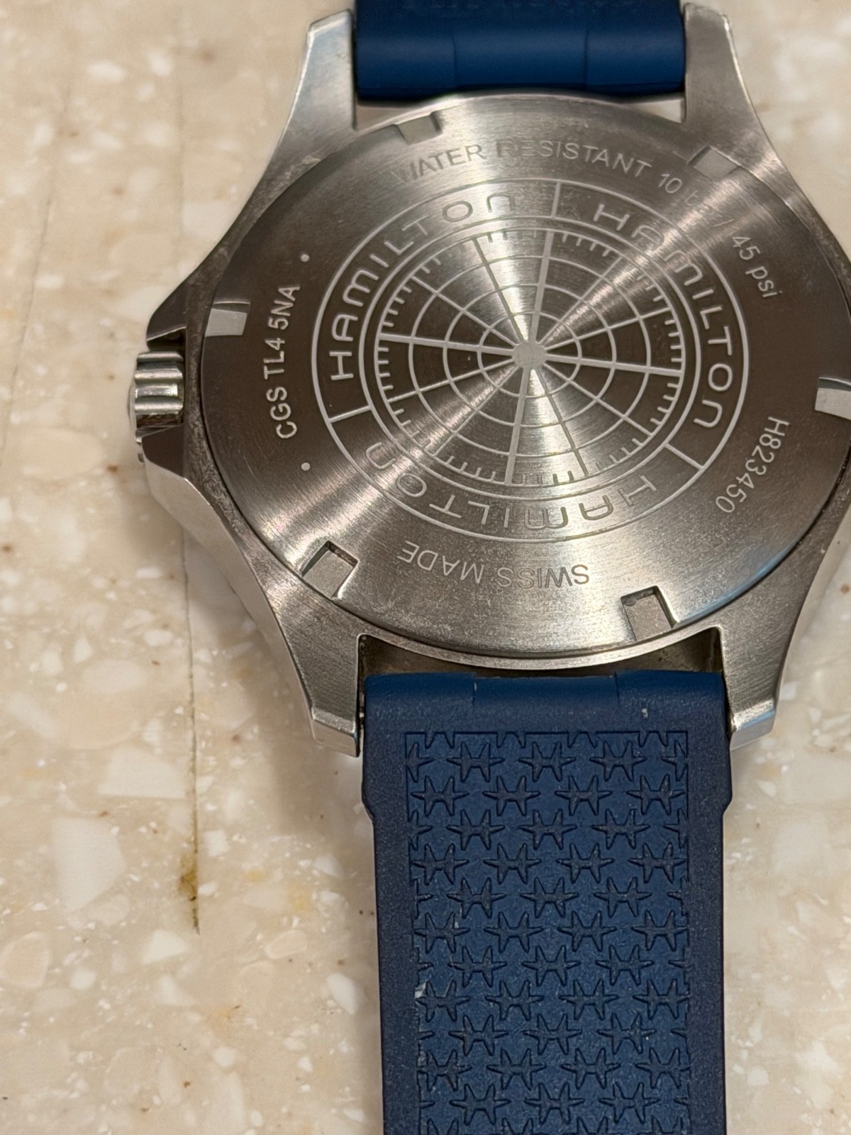 hamilyon khaki navy scuba 40mm blue rubber strap H82345341