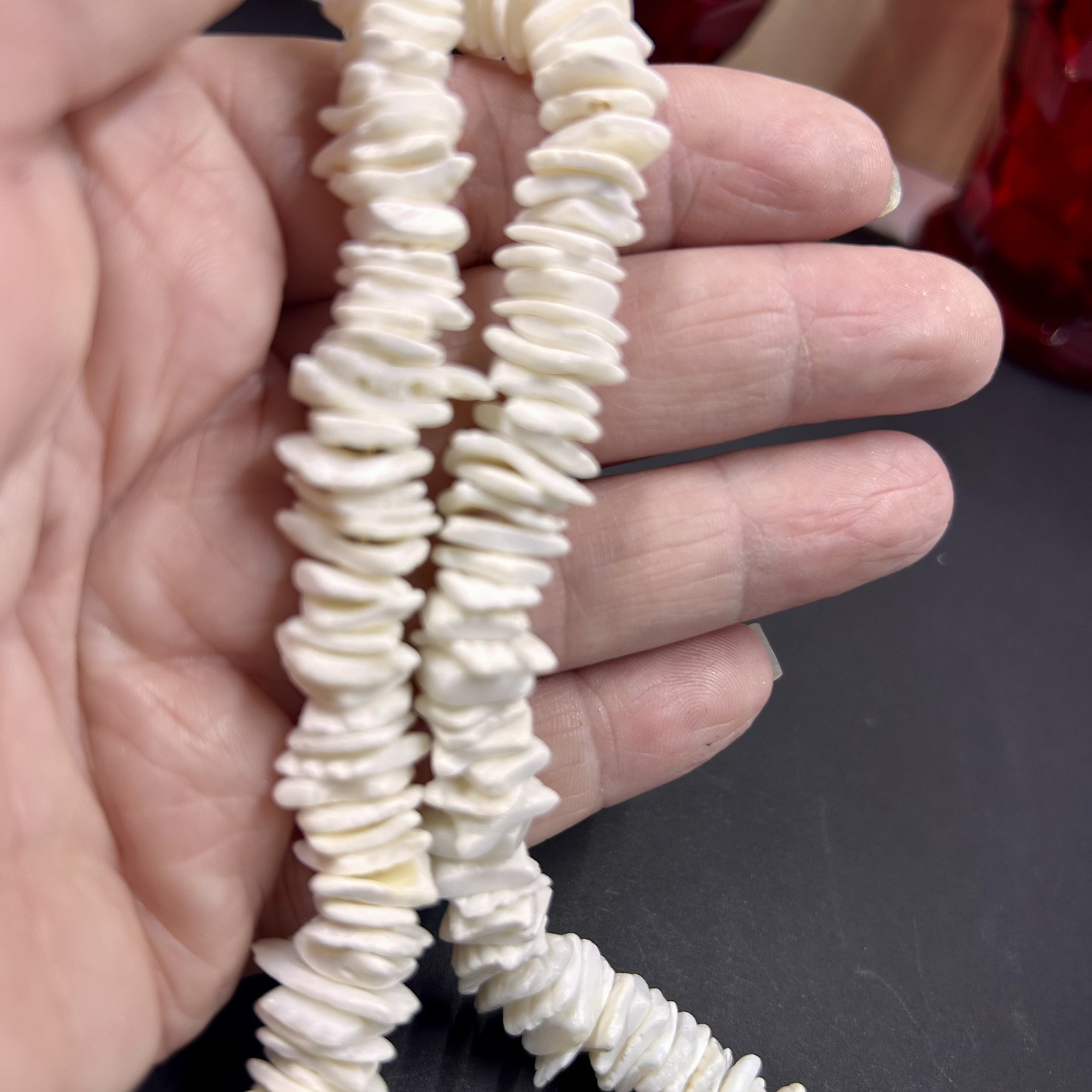 White/Off White Flat Stone Chip Choker Style Necklace With Lobster Closure