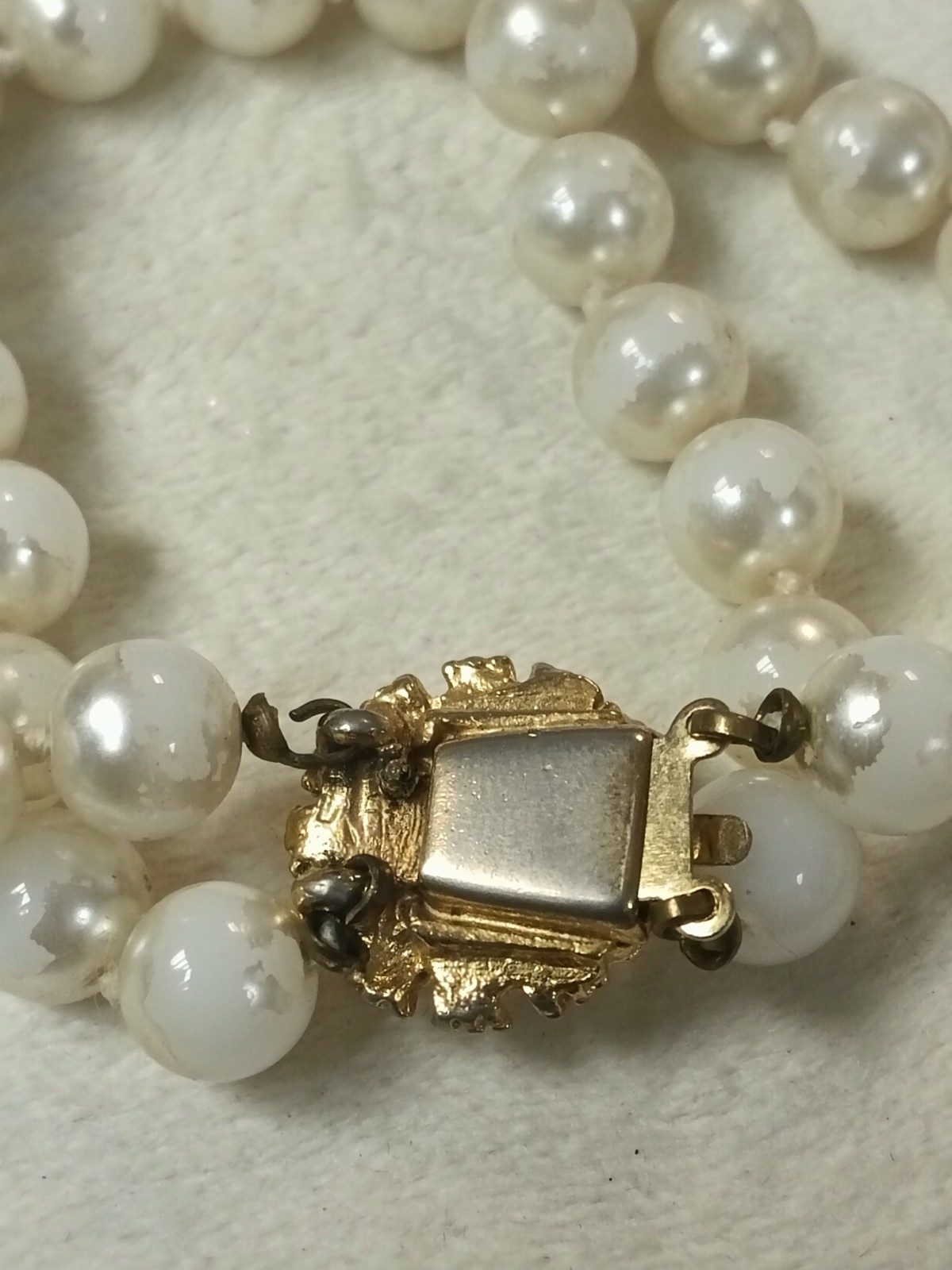 vintage Double Strand White Imitation Pearl Beaded Bracelet, 7 in, Box Clasp