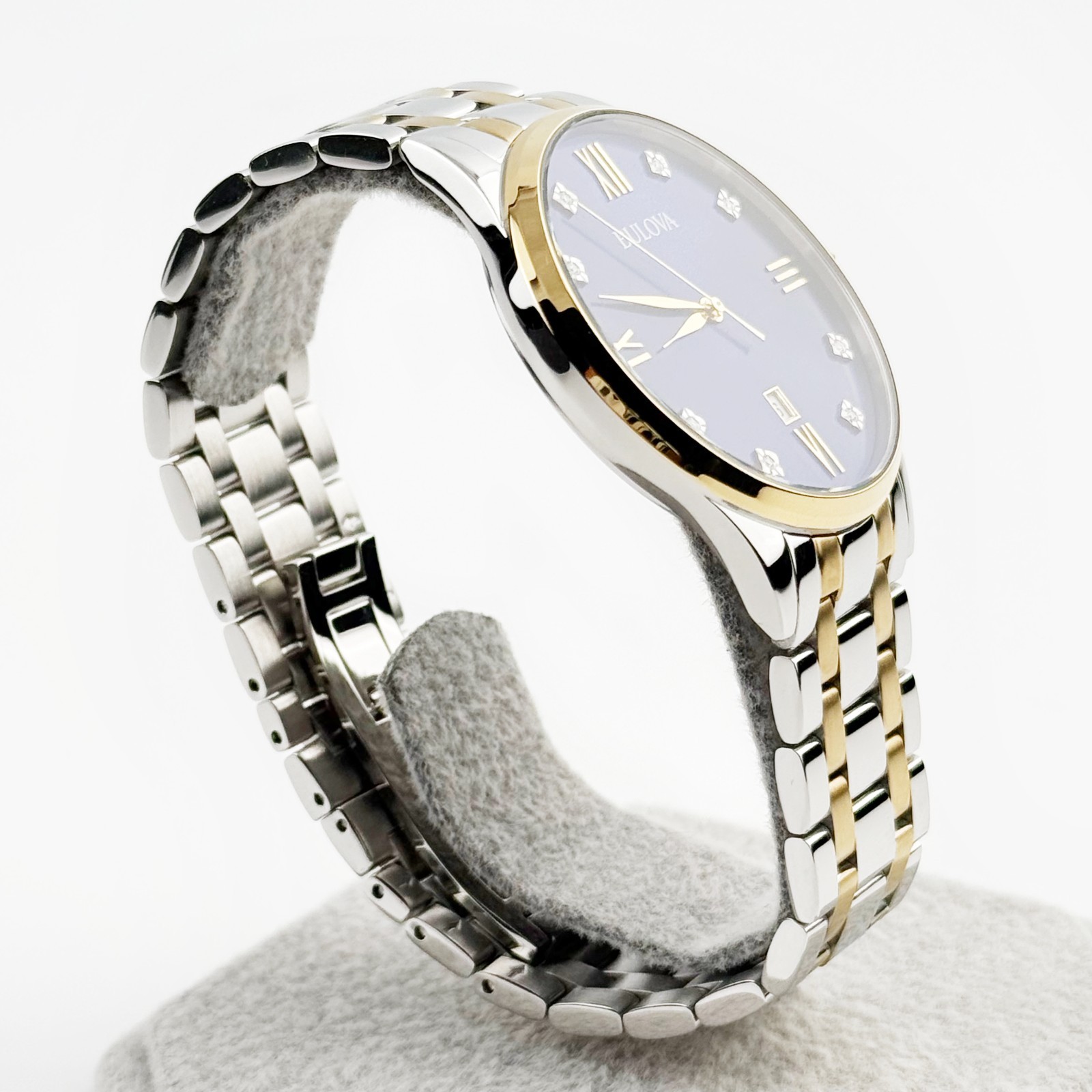 Bulova Diamond Classic Luxury Date Formal Quartz Men’s Watch 40 mm 98D130
