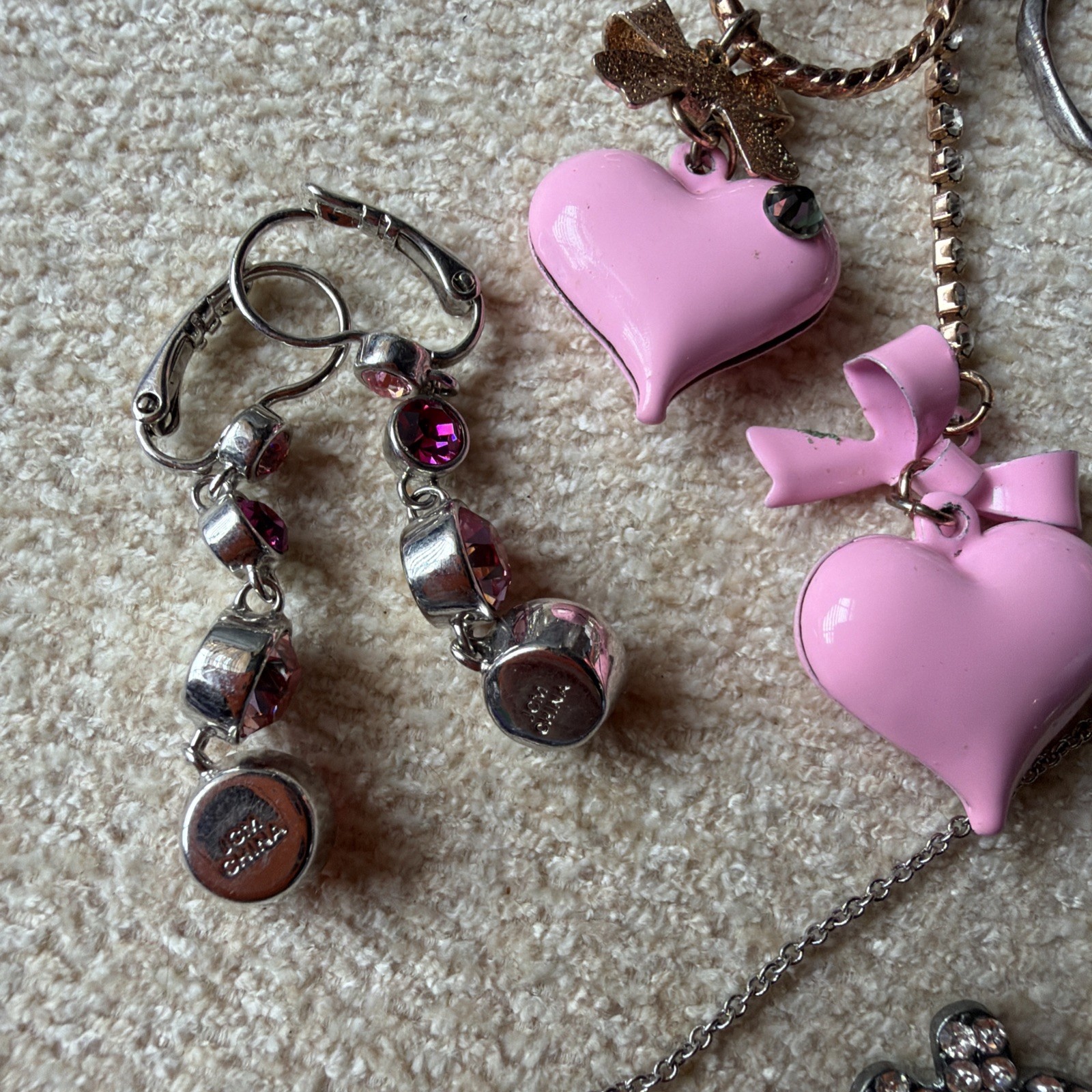 Mixed Jewelry lot of 16 Vintage and modern Some marked Estate Sale Find