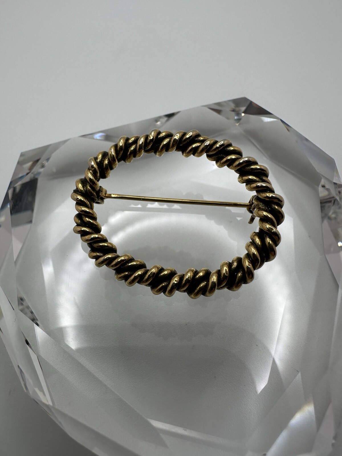 Vintage Gold Plate Chain Brooch 3.6cm JB22