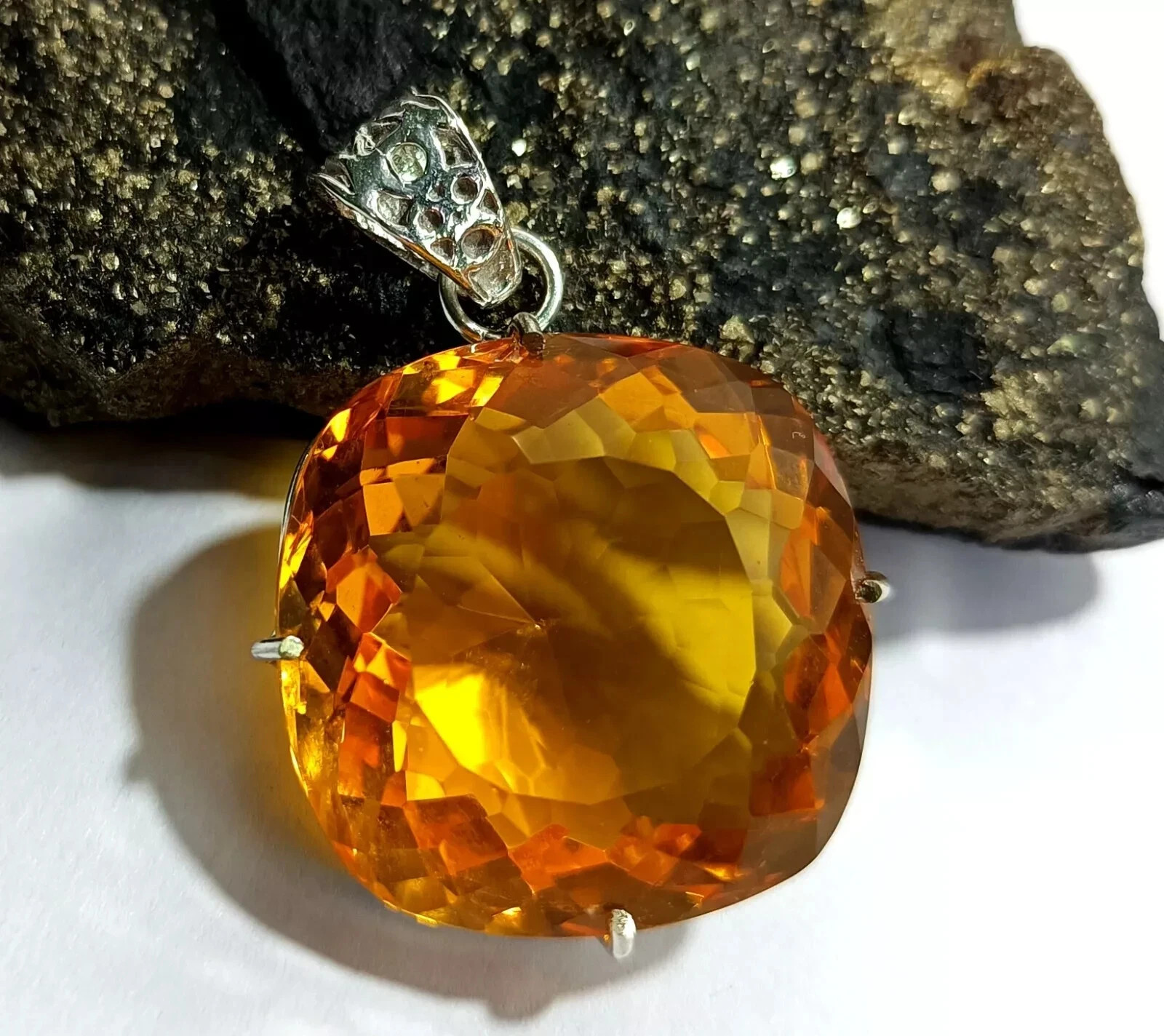 Natural 140 Ct Citrine 925 Sterling Silver Cushion Cut Pendant AAA Gem