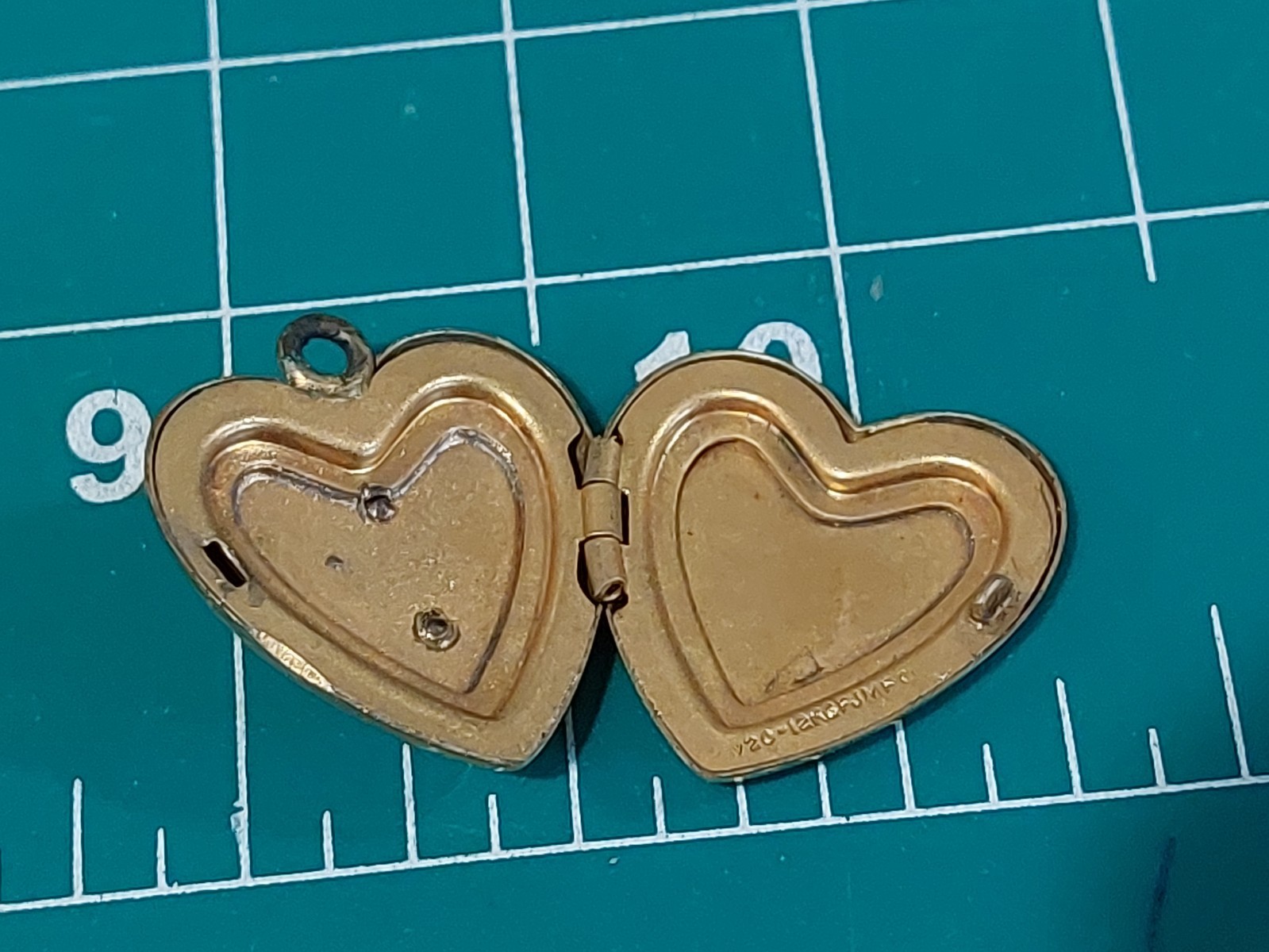 Vintage Heart Locket 1/20 12k GF JMF R High School Gold Filled
