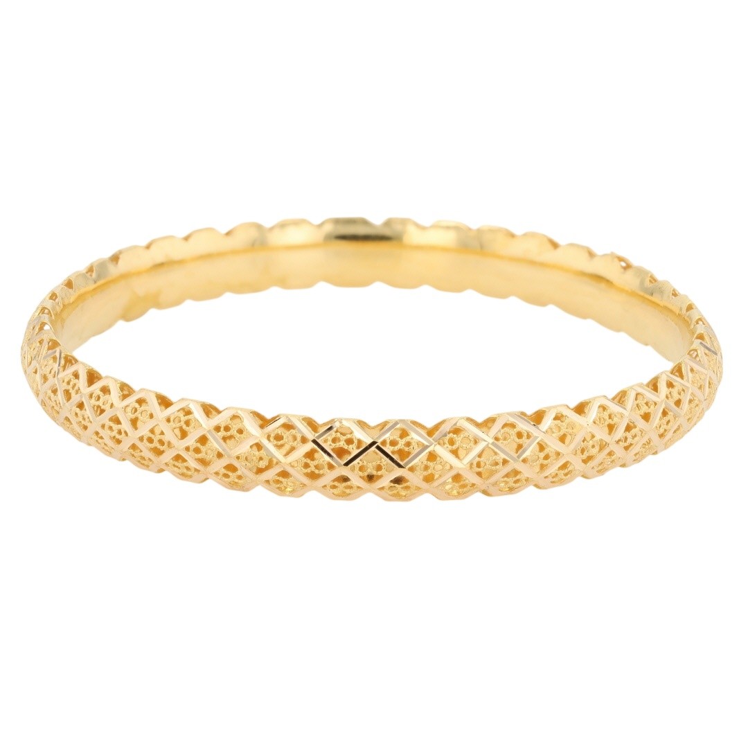 8.7mm Diamond Cut Filigree 8″ Bangle Bracelet 21k Yellow Gold 16.41 Grams