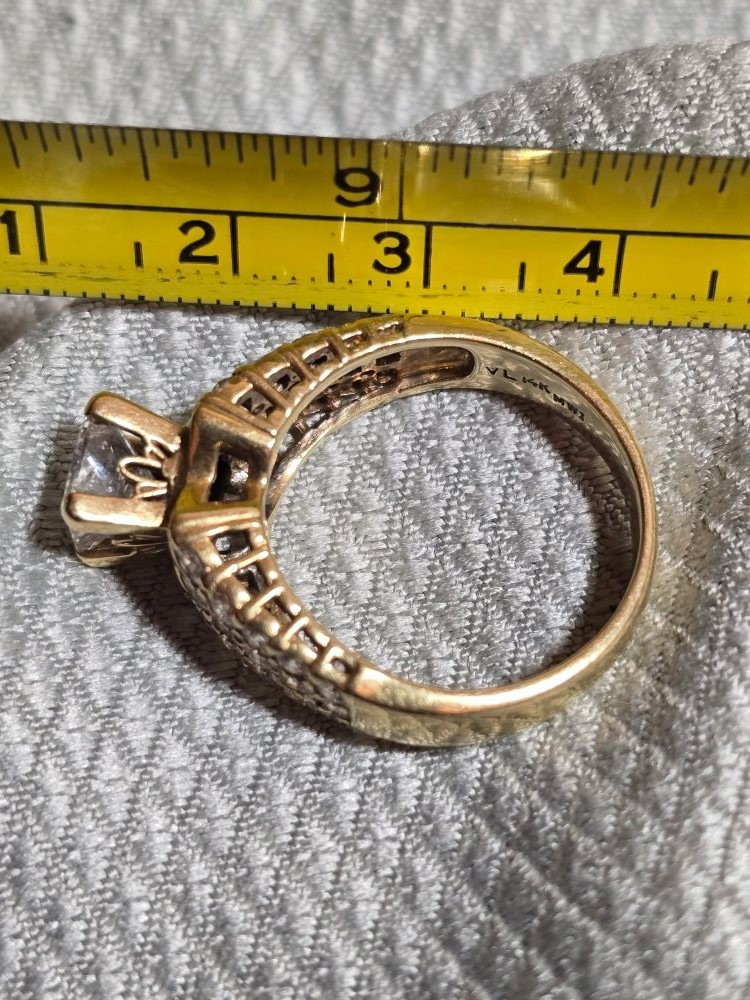 Stunning Vintage 14K Yellow Gold Princess Cut Diamond Engagement Ring (3.28 TCW)