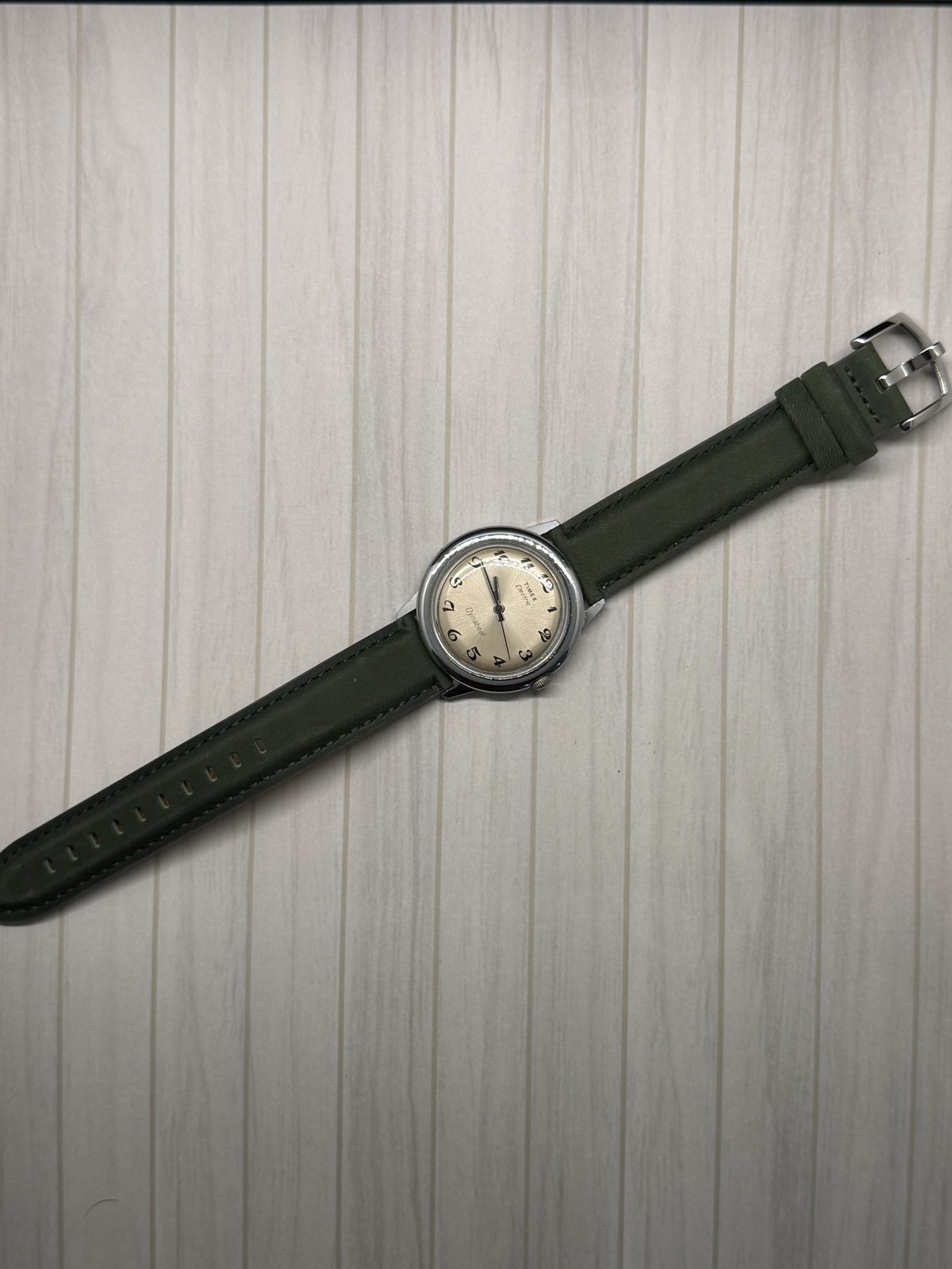 Vintage 1975 Timex Electric Dynabeat Mens Silver Champagne Date Green Leather