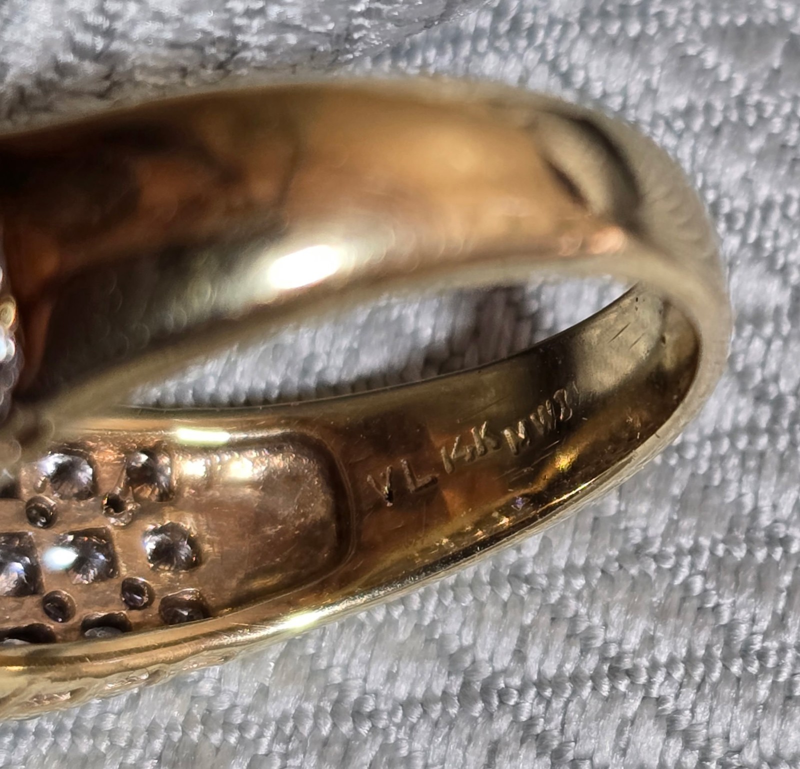 Stunning Vintage 14K Yellow Gold Princess Cut Diamond Engagement Ring (3.28 TCW)