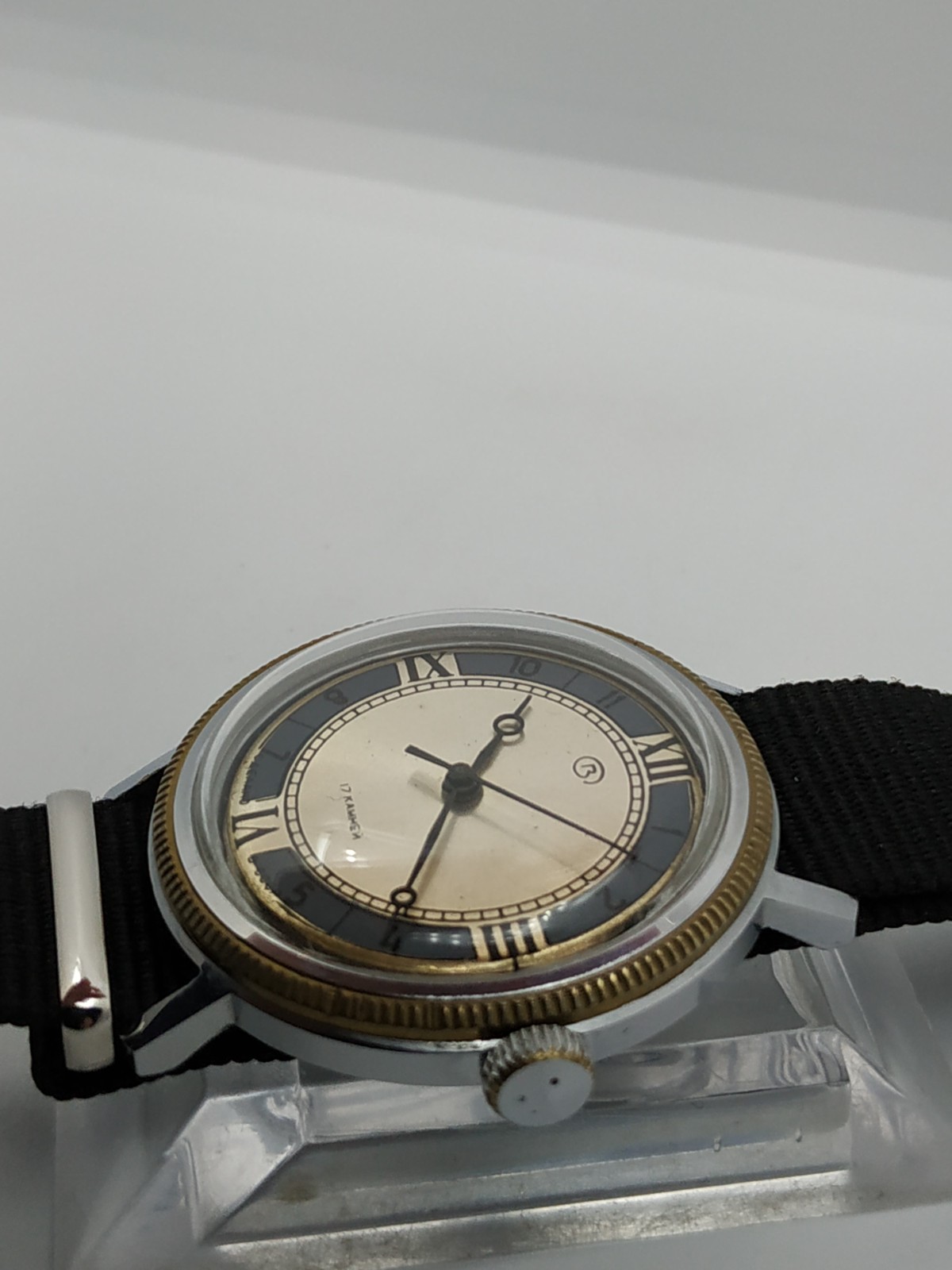 Men’s Classic Retro Watch Vostok Wostok Vintage USSR Mechanical Made in Soviet ☭