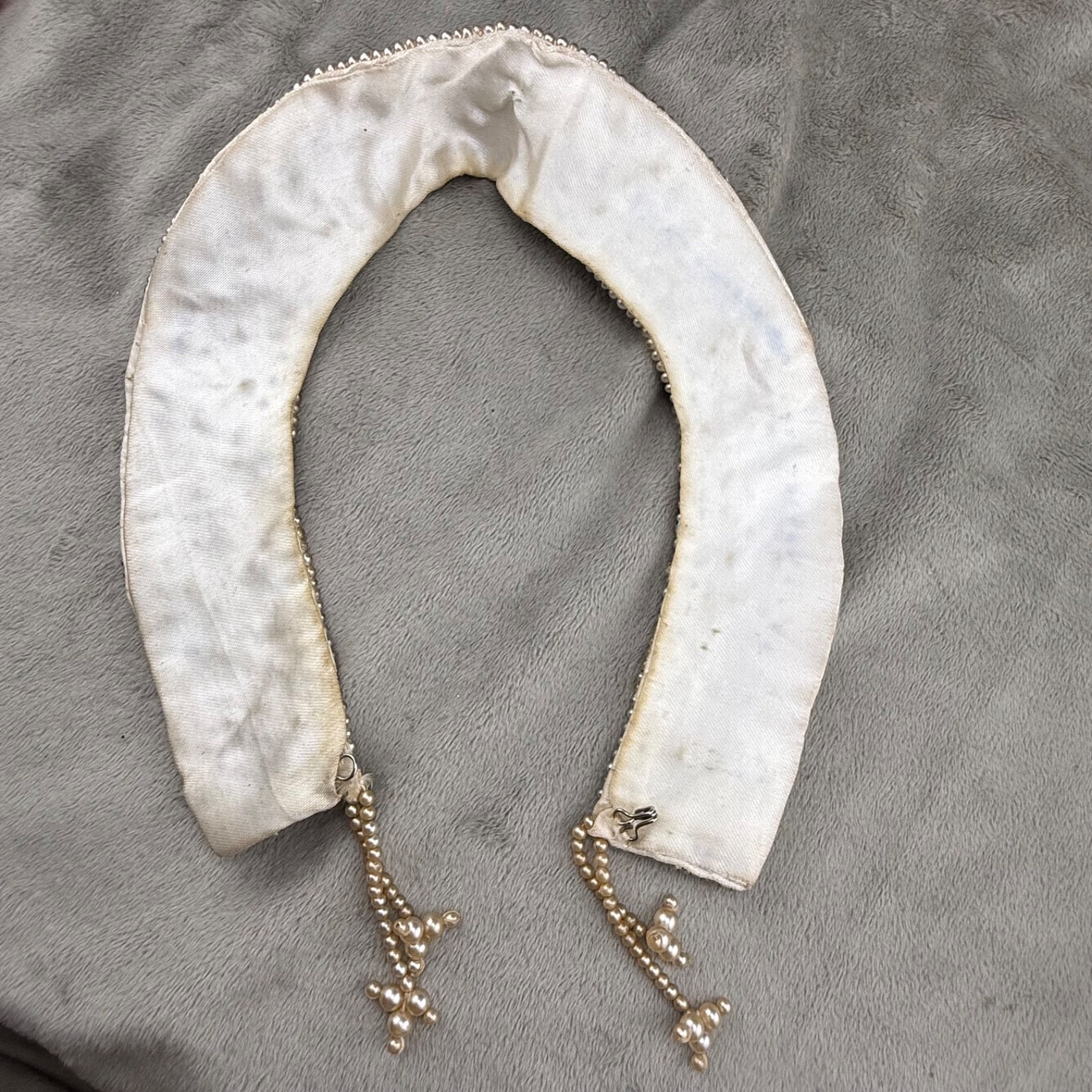 Vintage Beaded Collar Necklace Cloth Backing Imitation Pearl 15” READ