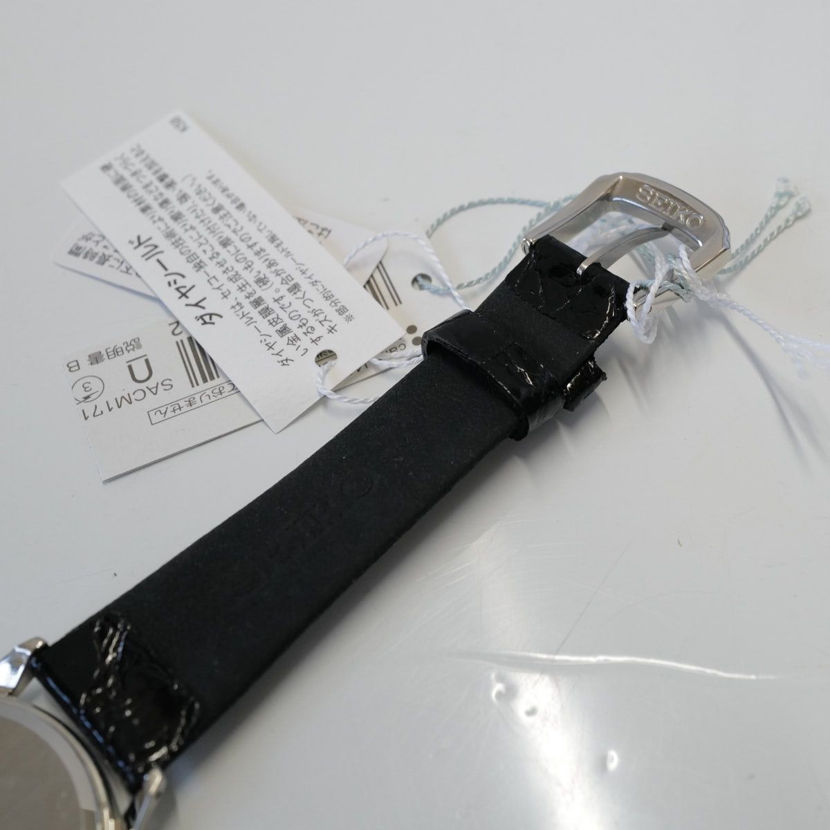 SEIKO DOLCE EXCELINE SACM171 men’s wristwatch used ultra thin lightweight sapphi