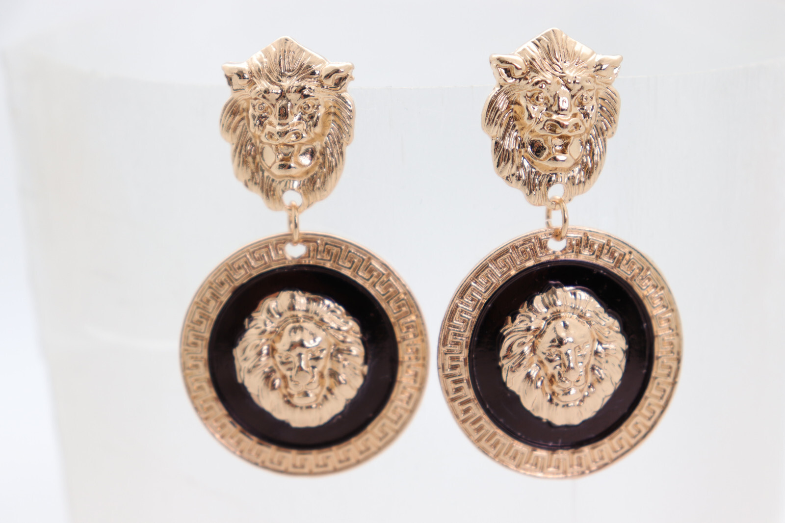Women Special Style Earrings Set Fashion Jewelry Gold Lion Round Bling Bold Look