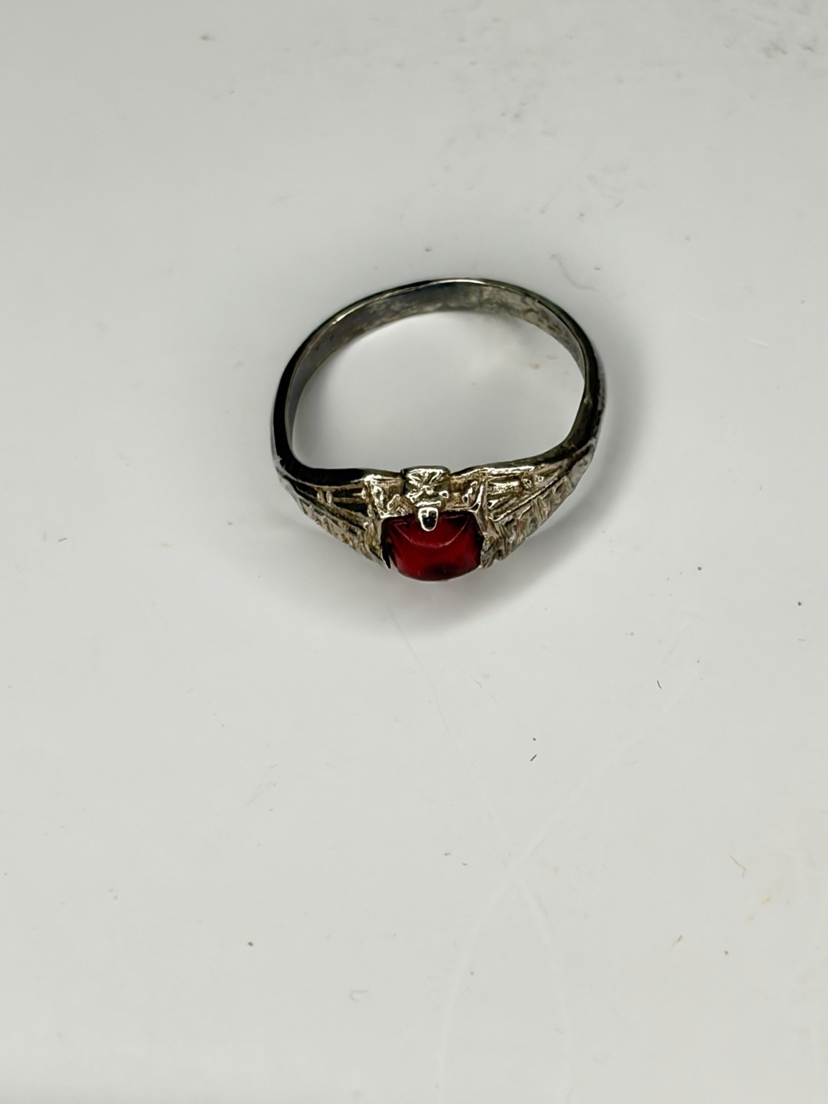 Vintage Uncas Art Deco Sterling Silver Garnet Filigree Ring Size 3.25