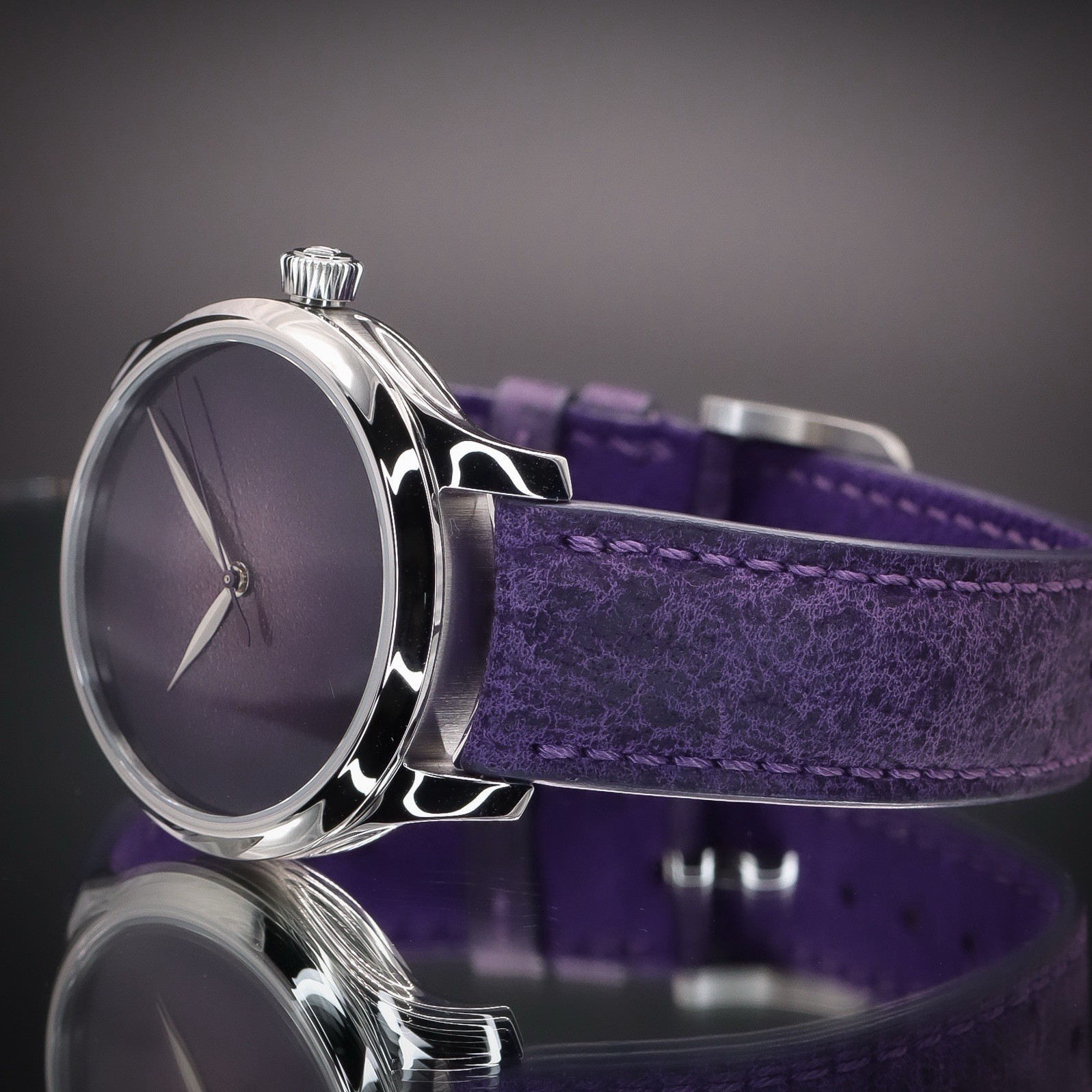 H Moser & Cie Endeavour Centre Seconds UNWORN 5/26 Concept Purple Full Set