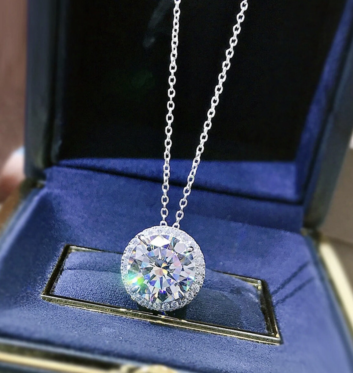 Round Cut High Carbon Lab Diamond Halo Pendant 925 11.00 MM