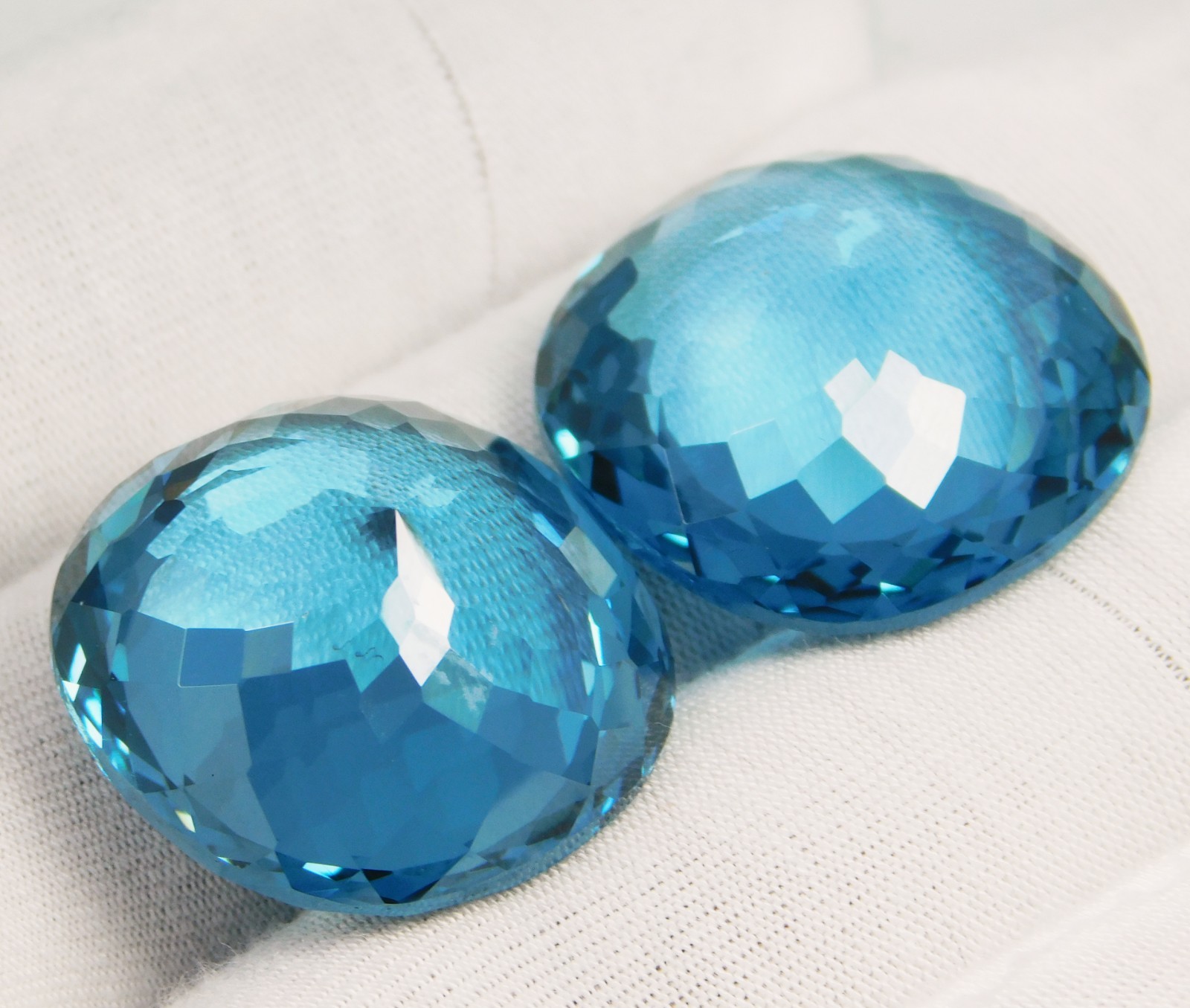 Flawless Natural Teal Sapphire 94.70 Ct Radiant Cut CERTIFIED Loose Gemstone