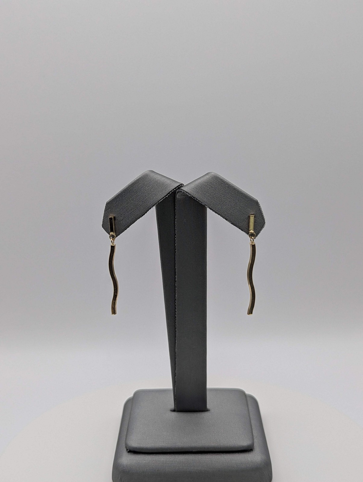 14K YG Wavy Dangly Earrings